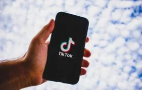 Ganhe dinheiro com tik tok